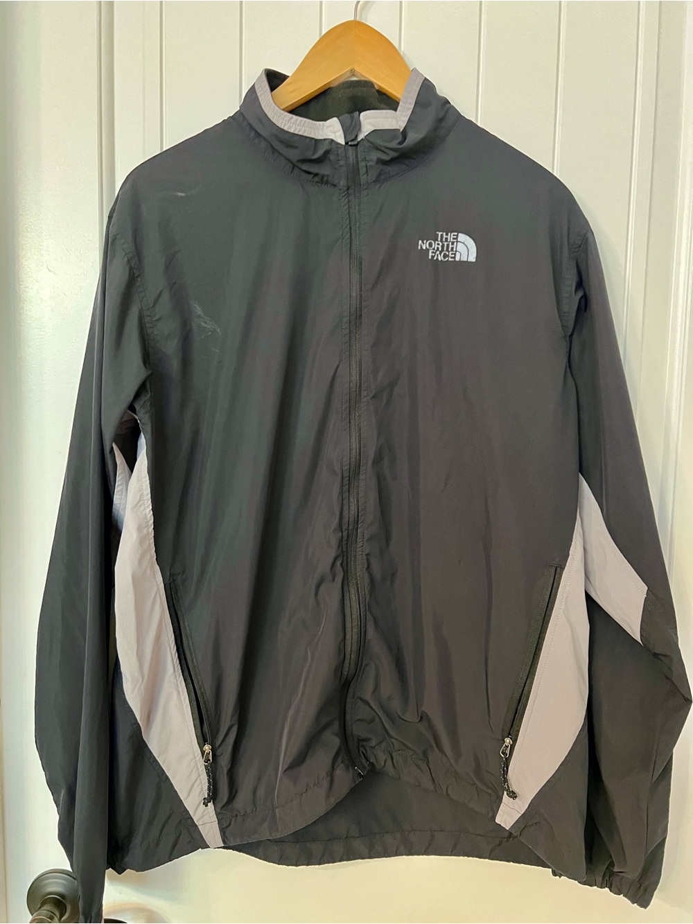 The North Face Womens Gray and Light Gray Windbreaker Jacket